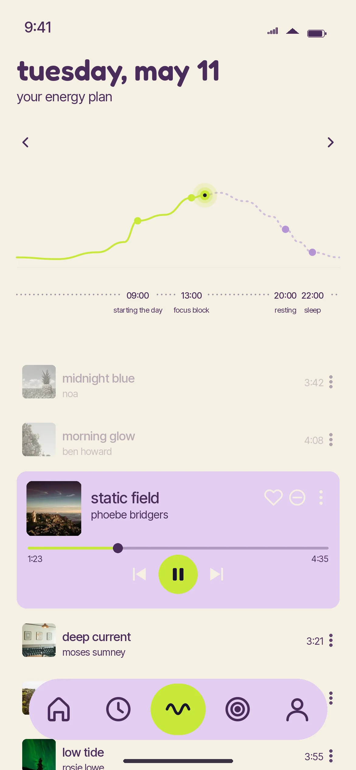 Mellow app: radio screen, light mode